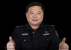 全國人大代表、黃山“守松人”